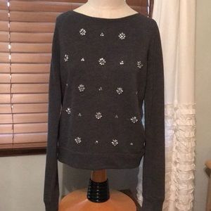 Hollister gray crew neck, beaded